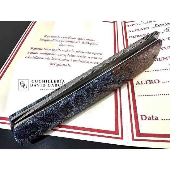 CavedonArt Tiburón Mini Fatcarbon Coral Acero Damasteel CavedonArt Tiburón Mini Fatcarbon Coral Acero Damasteel