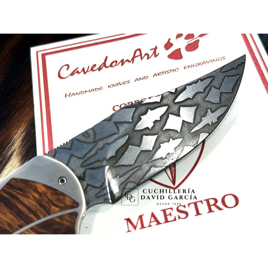 CavedonArt Bushrider Flipper  - Acero Damasco Mosaico - Titanio / Madera de Amboina