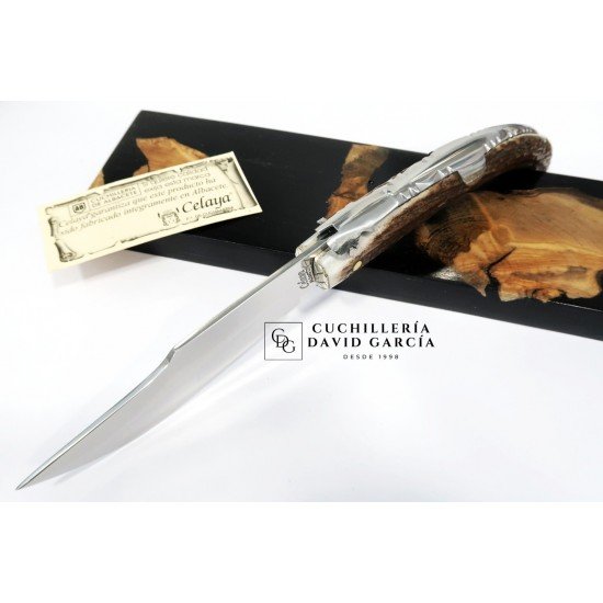 Celaya Navaja Artesanía  Punta Ciervo Tapita/Carraca 