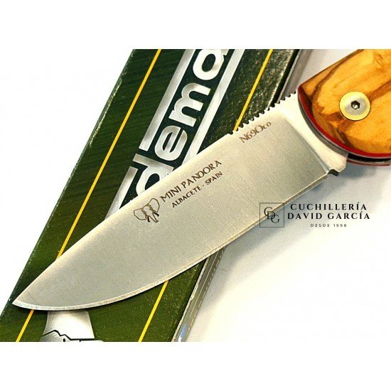 Navaja Cudeman 389-L Mini Pandora Acero Bohler N690CO Madera de Olivo Navaja Cudeman 389-L Mini Pandora Acero Bohler N690CO Madera de Olivo