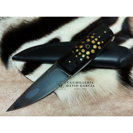 Daemon Knives Artesanal Cuerno de Búfalo Acero Carbono 80CRV2