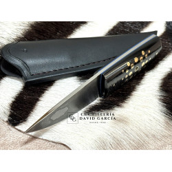 Daemon Knives Artesanal Cuerno de Búfalo Acero Carbono 80CRV2