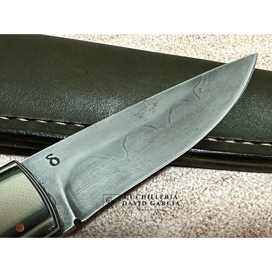 Daemon Knives artesanal Acero Carbono 1075 Mango G10
