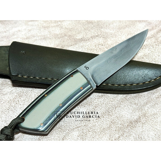 Daemon Knives artesanal Acero Carbono 1075 Mango G10