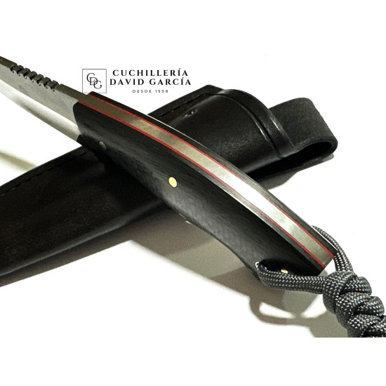 Daemon Knives artesanal Fibra de Carbono Acero Carbono 100c6 (AISI 52100)