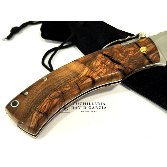 F. Javier Expósito Madera de Olivo Estabilizado