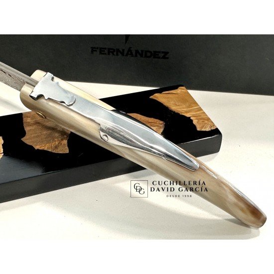 Fernández Navaja Modelo Pastora Cuerno Cebú de la India Fernández Navaja Modelo Pastora Cuerno Cebú de la India