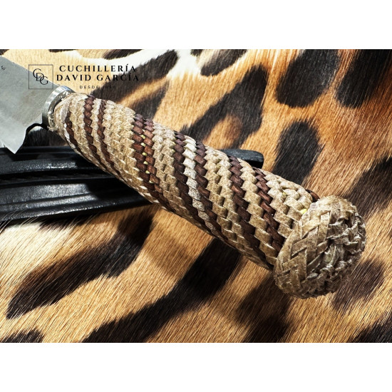 Filopampa Cuchillo Criollo Argentino Mango trenzado en Cuero 
