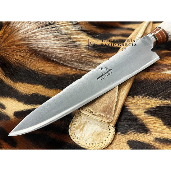Filopampa Cuchillo Criollo Argentino Asta de Ciervo con roseta -  Acero Carbono 51-60 Forjado Cromo