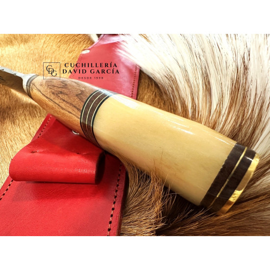 Filopampa Juego de Asado Artesanal  Cuchillo Criollo  - Tenedor - Funda Cuero 