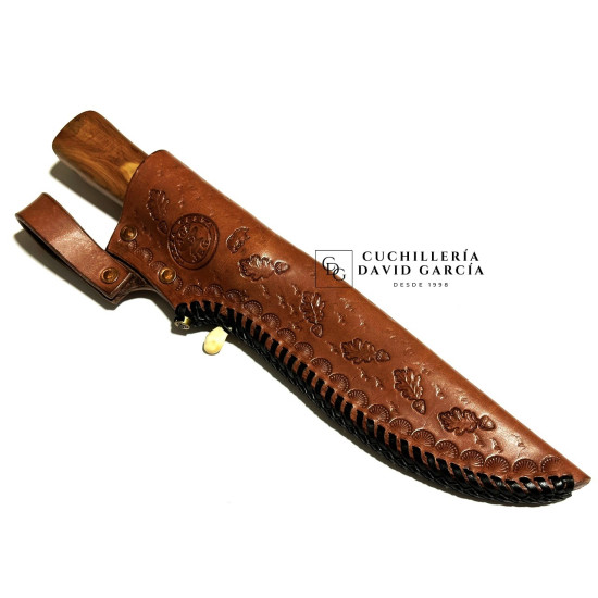 Forja Celta Yakut Acero Carbono 5160 Madera de Sabina