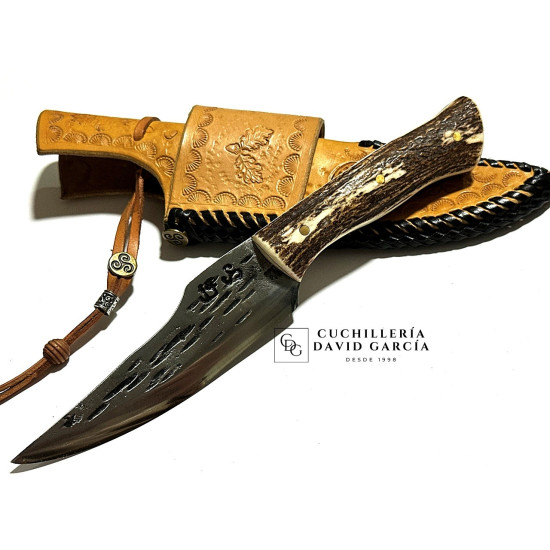 Forja Celta Bandolero Acero Carbono 5160 Asta de Ciervo