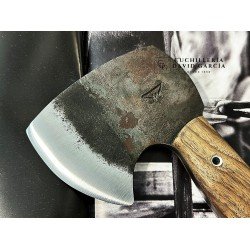 Hacha Artesanal Frederic Marchand Bouledogues allongés Madera de  Roble Hacha Artesanal Frederic Marchand Bouledogues allongés Madera de  Roble