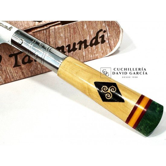 FV Taramundi Navaja Artesana Madera de Boj / Bandera de España  Triskel