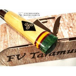 FV Taramundi Navaja Artesana Madera de Boj / Bandera de España  Triskel