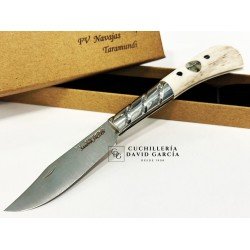 FV Taramundi Navaja Artesana Asta de Ciervo Pulida"Quiastolita"