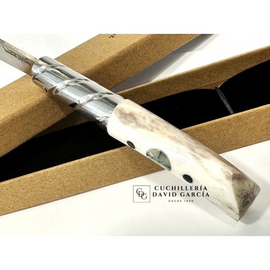 FV Taramundi Navaja Artesana Asta de Ciervo Pulida"Quiastolita"