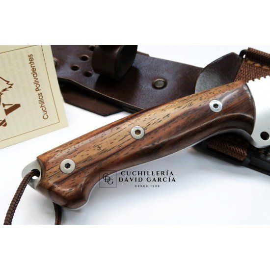 J&V Cuchillos de Aventura Celtibero Evolution 2.0 Madera de Cocobolo J&V Cuchillos de Aventura Celtibero Evolution 2.0 Madera de Cocobolo
