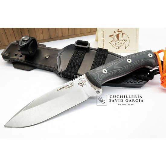 J&V  Cuchillos de Aventura Celtibero Evolution 2.0 Micarta Negra 1172P-M1 