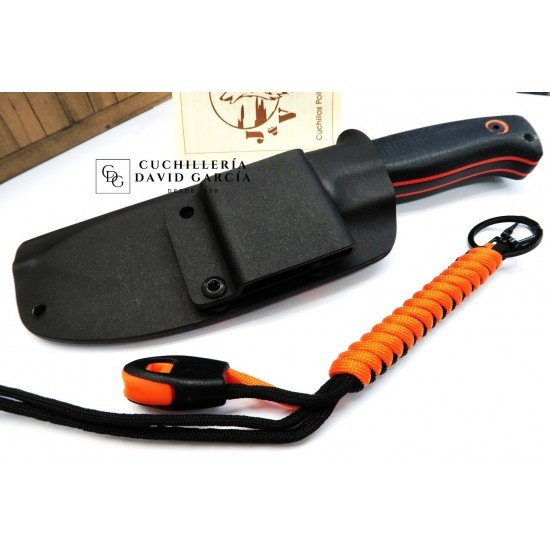 J&V  Cuchillos de Aventura Black - Bear Black Micarta Yute 1501-YU-PA