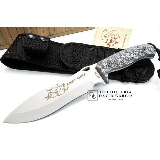 J&V Cuchillos de Aventura Lobo Gris 2.0 Micarta Gris 1011-MG-HG J&V Cuchillos de Aventura Lobo Gris 2.0 Micarta Gris 1011-MG-HG