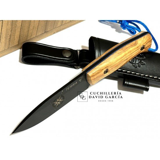 J&V Cuchillos de Aventura Terra Madera de Olivo J&V Cuchillos de Aventura Terra Madera de Olivo