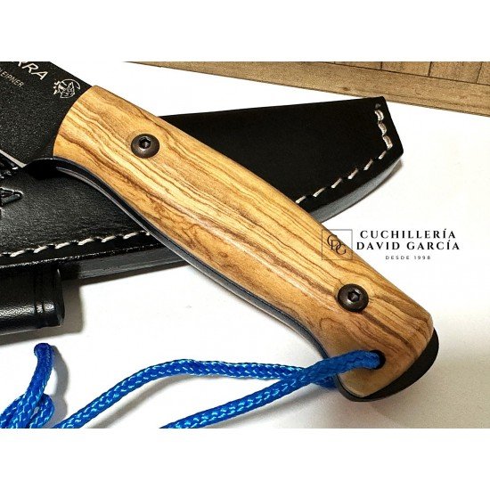 J&V  Cuchillos de Aventura Terra  Madera de Olivo