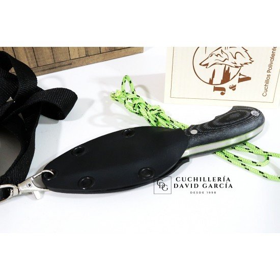 J&V Cuchillos de Aventura Tiny TRF Negra Funda Kydex 1339-TRF1 J&V Cuchillos de Aventura Tiny TRF Negra Funda Kydex 1339-TRF1