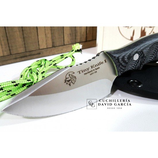 J&V Cuchillos de Aventura Tiny TRF Negra Funda Kydex 1339-TRF1 J&V Cuchillos de Aventura Tiny TRF Negra Funda Kydex 1339-TRF1