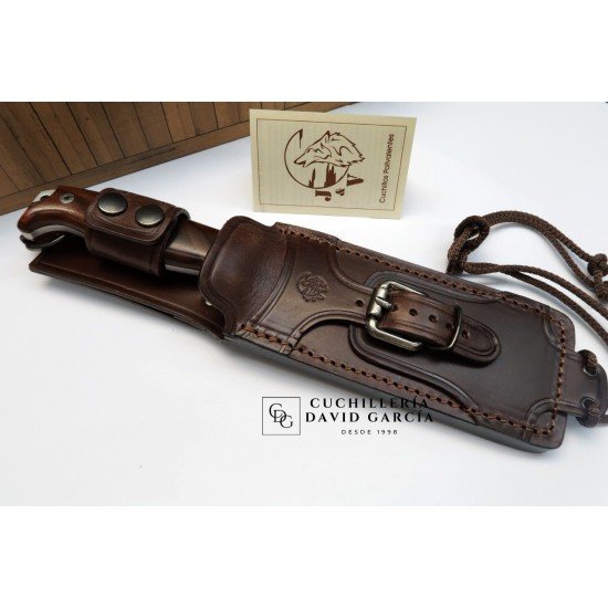 J&V  Cuchillos de Aventura BS-9 Madera de Cocobolo Funda Piel 1601CO-MV