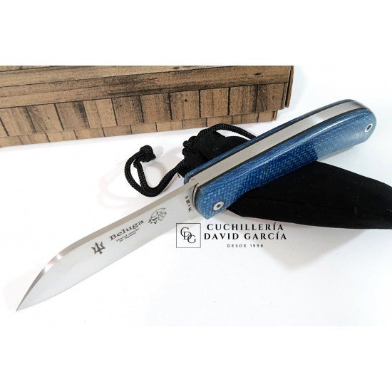 J&V Cuchillos de Aventura Beluga Micarta Turquesa