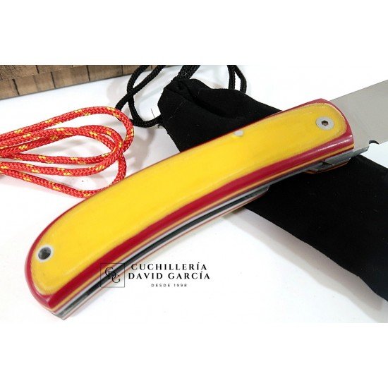 J&V Cuchillos de Aventura Campera Bandera de España Acero14C28N J&V Cuchillos de Aventura Campera Bandera de España Acero14C28N