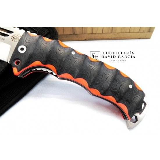 J&V Cuchillos de Aventura Evolution Micarta Negra-Naranja  Funda Cordura       