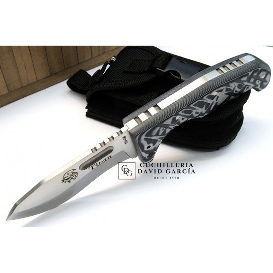 J&V Cuchillos de Aventura Titan Micarta Gris Funda Cordura 1234-M6 J&V Cuchillos de Aventura Titan Micarta Gris Funda Cordura 1234-M6