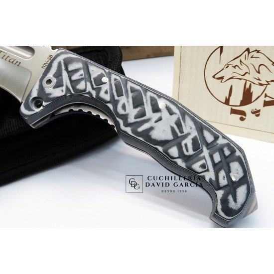 J&V Cuchillos de Aventura Titan Micarta Gris Funda Cordura 1234-M6 J&V Cuchillos de Aventura Titan Micarta Gris Funda Cordura 1234-M6