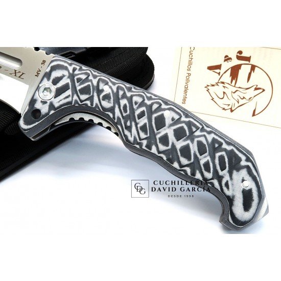 J&V Cuchillos de Aventura Titan XL Micarta Gris Funda Cordura 1235-M6 J&V Cuchillos de Aventura Titan XL Micarta Gris Funda Cordura 1235-M6
