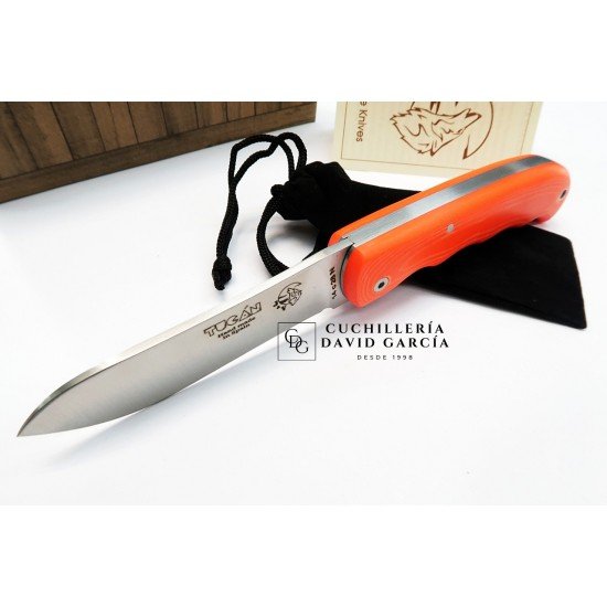 J&V Cuchillos de Aventura Tucán Naranja Fluor Acero14C28N J&V Cuchillos de Aventura Tucán Naranja Fluor Acero14C28N