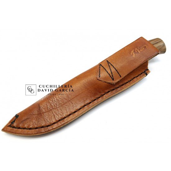 J.C. Quintana Cuchillo Anatómico Acero Bohler N690 Madera de Nogal