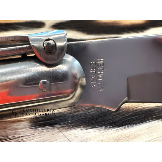 Navaja JJ.Martinez 102-T Arabe Coleccion Asta Toro Carraca - Acero Inoxidable Nº1