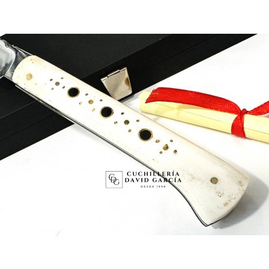 Juan Luis Vergara Navaja  Girodia  Hueso y Asta de Búfalo