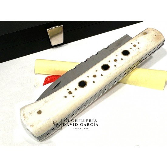 Juan Luis Vergara Navaja  Girodia  Hueso y Asta de Búfalo