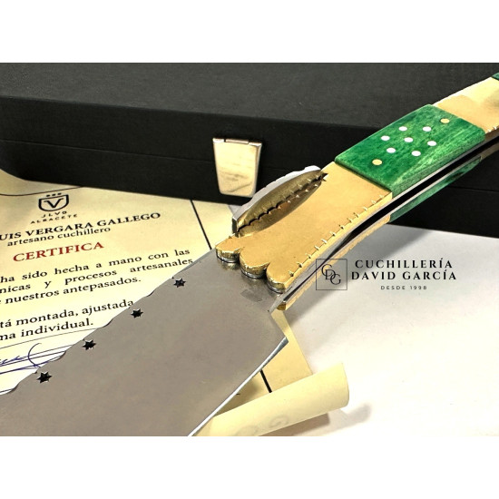 Juan Luis Vergara Modelo "Curro"  - Hueso y Laton