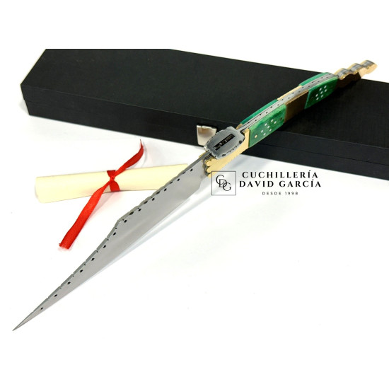 Juan Luis Vergara Modelo "Curro"  - Hueso y Laton