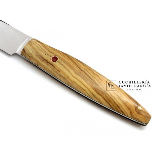 Juan Luis Vergara Tanto Madera de Olivo Juan Luis Vergara Tanto Madera de Olivo