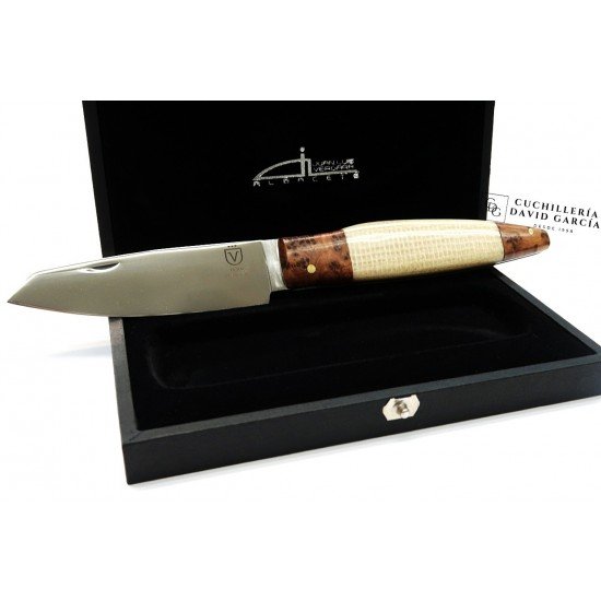 Juan Luis Vergara Both Micarta Jute and Thuya Wood Juan Luis Vergara Both Micarta Jute and Thuya Wood