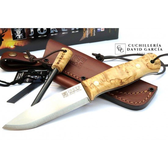 Joker Bushlore CL138-P Madera de Abedul Rizado Acero Sleipner con Pedernal Joker Bushlore CL138-P Madera de Abedul Rizado Acero Sleipner con Pedernal