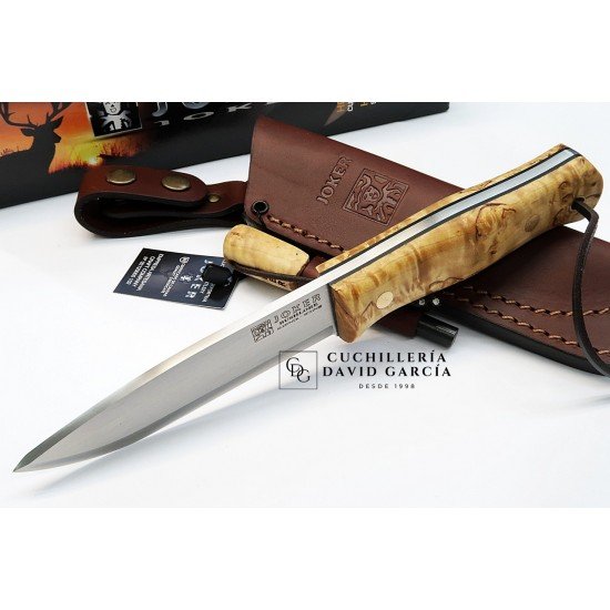 Joker Bushlore CL138-P Madera de Abedul Rizado Acero Sleipner con Pedernal Joker Bushlore CL138-P Madera de Abedul Rizado Acero Sleipner con Pedernal