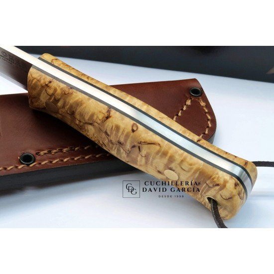 Joker Bushlore CL138 Madera de Abedul Rizado Acero Sleipner Joker Bushlore CL138 Madera de Abedul Rizado Acero Sleipner