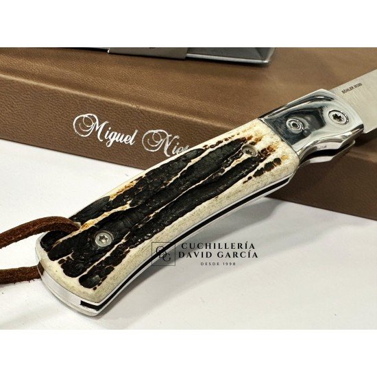 Navaja Nieto Lord Hueso Tallado - Virola Acero 370-V-HUESO