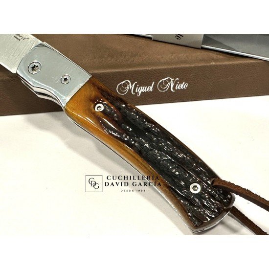 Navaja Nieto Lord Hueso Ambar Tallado - Virola Acero 370-V-H AMBAR